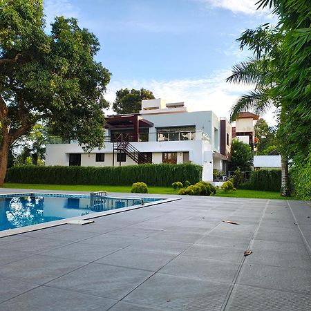 Nadhiyoram River Retreat Kochi Екстер'єр фото