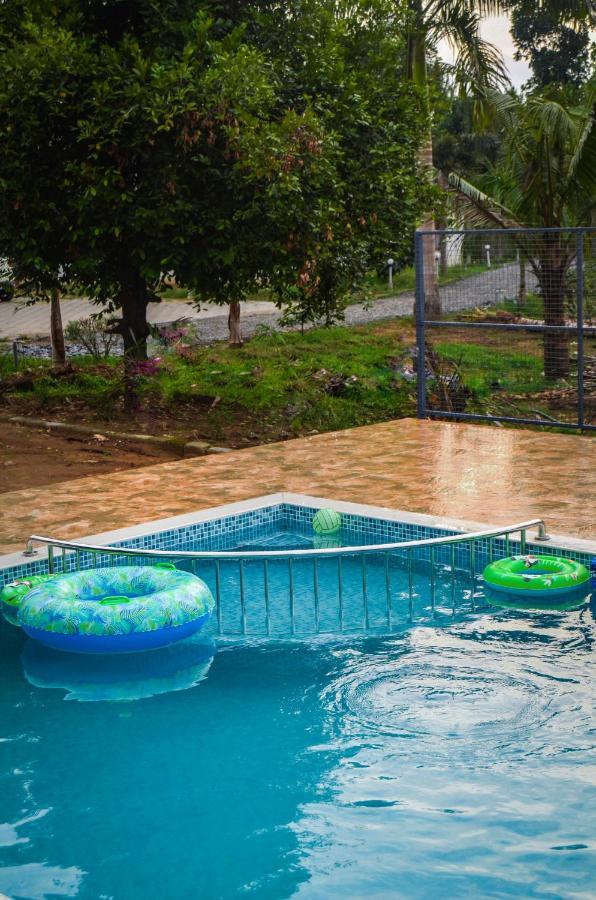 Nadhiyoram River Retreat Kochi Екстер'єр фото