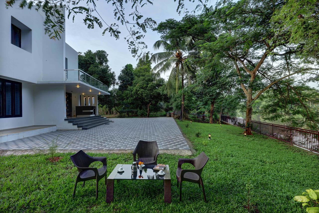 Nadhiyoram River Retreat Kochi Екстер'єр фото