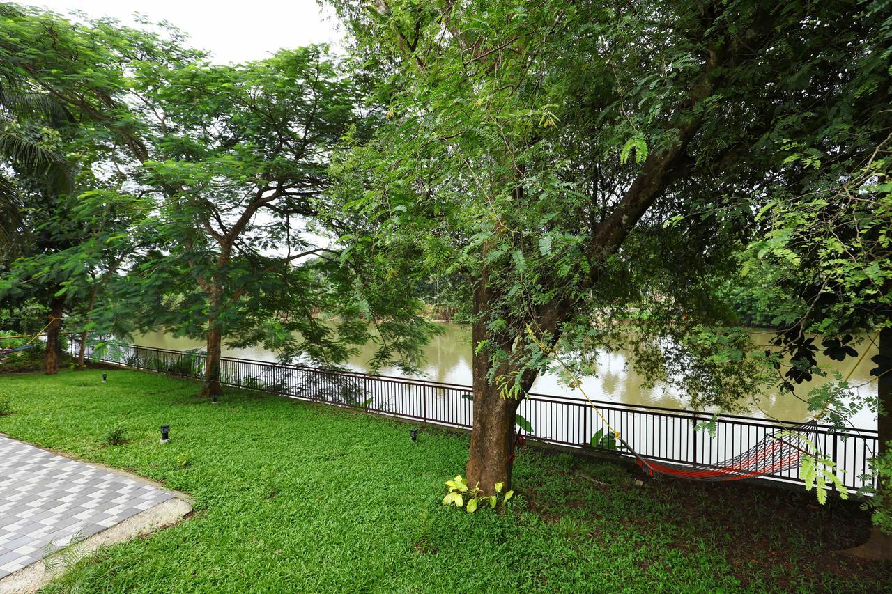 Nadhiyoram River Retreat Kochi Екстер'єр фото