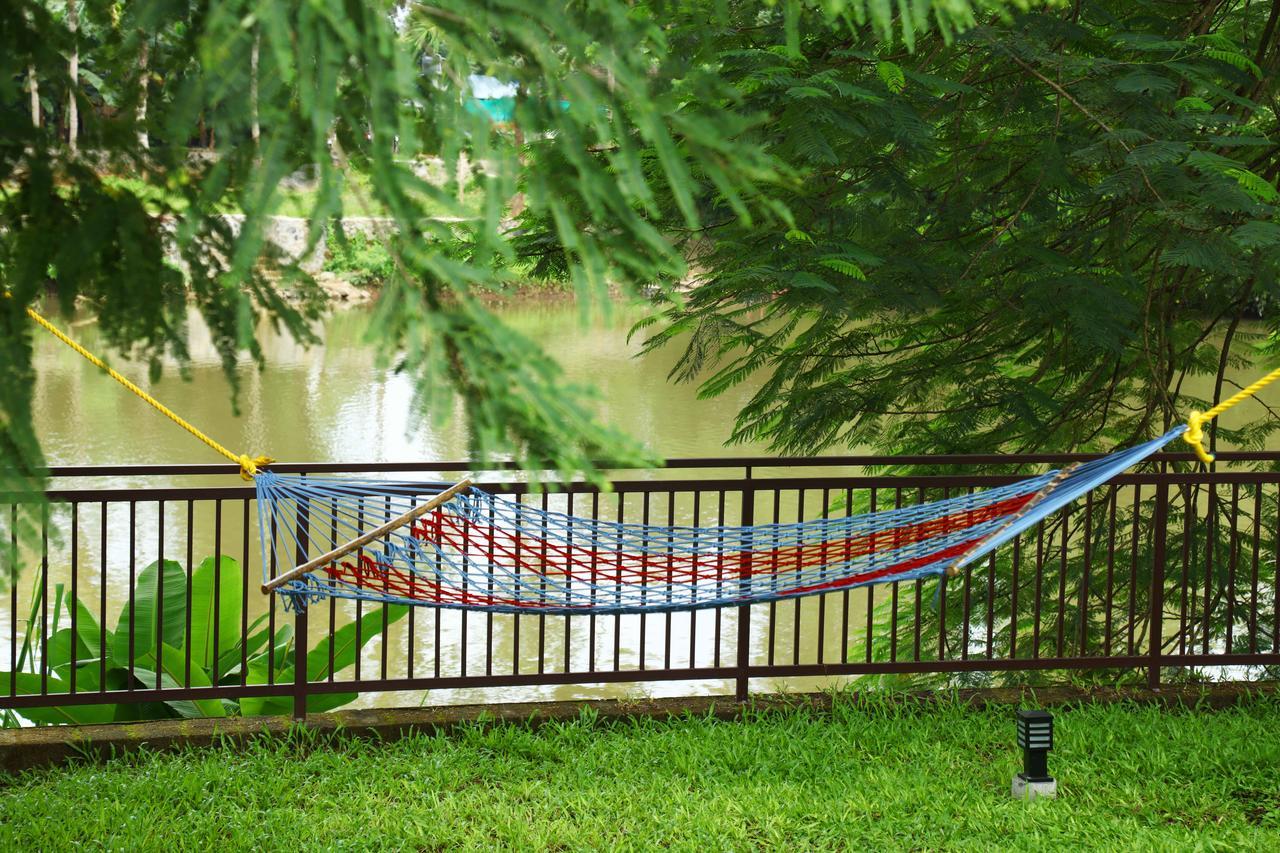 Nadhiyoram River Retreat Kochi Екстер'єр фото